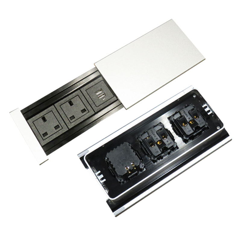 铝合金滑盖插座3位侧滑两位英标插座+2USB充电口